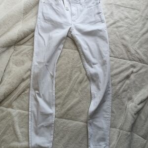 Vineyard Vines high rise skinny denim white cap